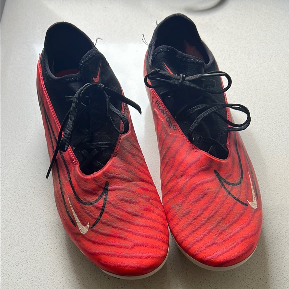 Nike Red and Black Athletic Cleats